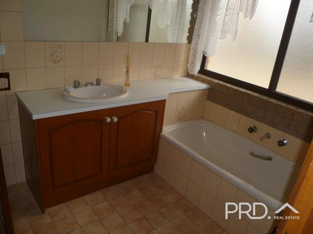 24 Flamingo Drive MILDURA 4