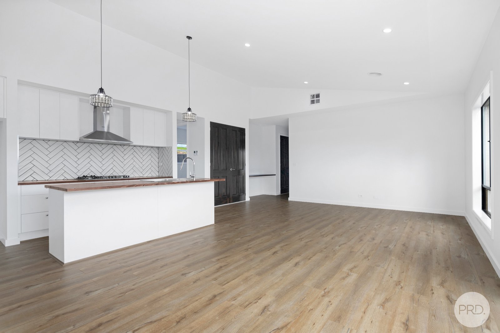 24 Fraser Street MOUNT PLEASANT 5
