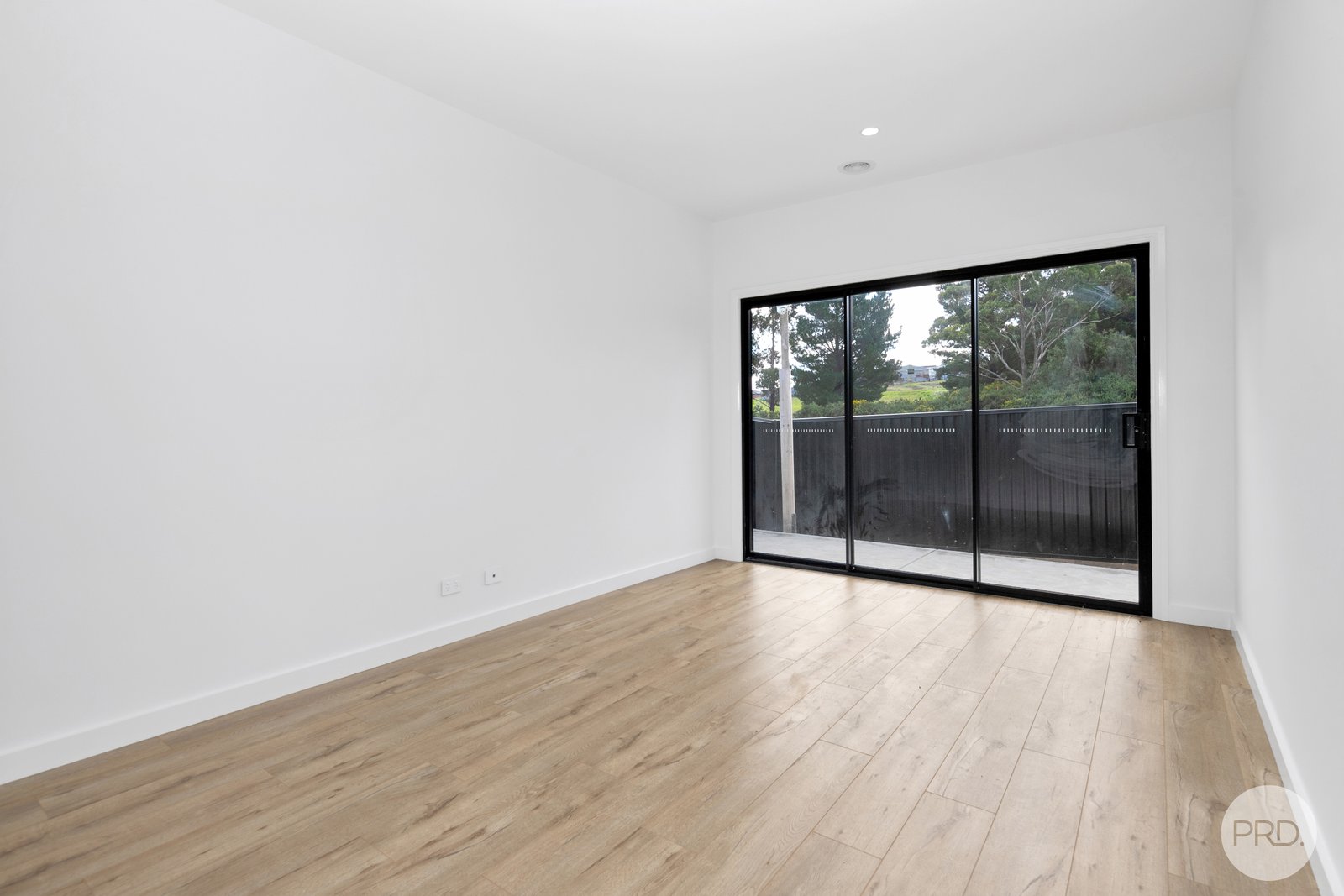 24 Fraser Street MOUNT PLEASANT 7
