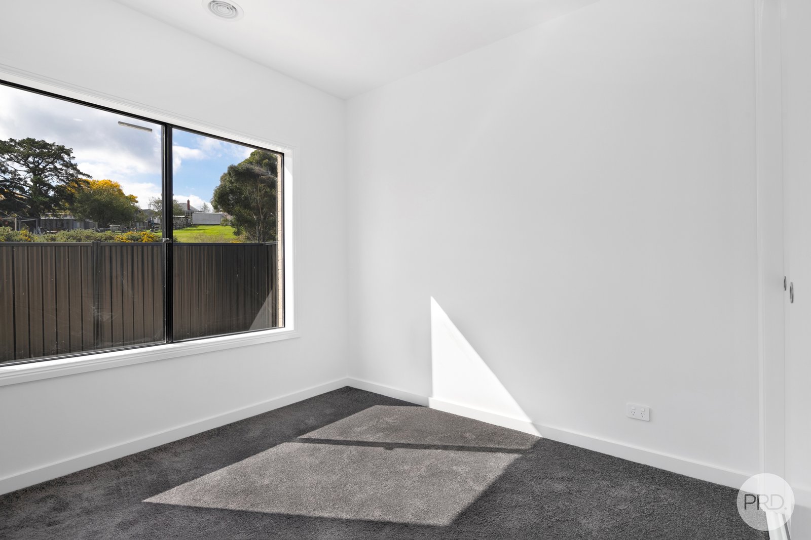 24 Fraser Street MOUNT PLEASANT 11