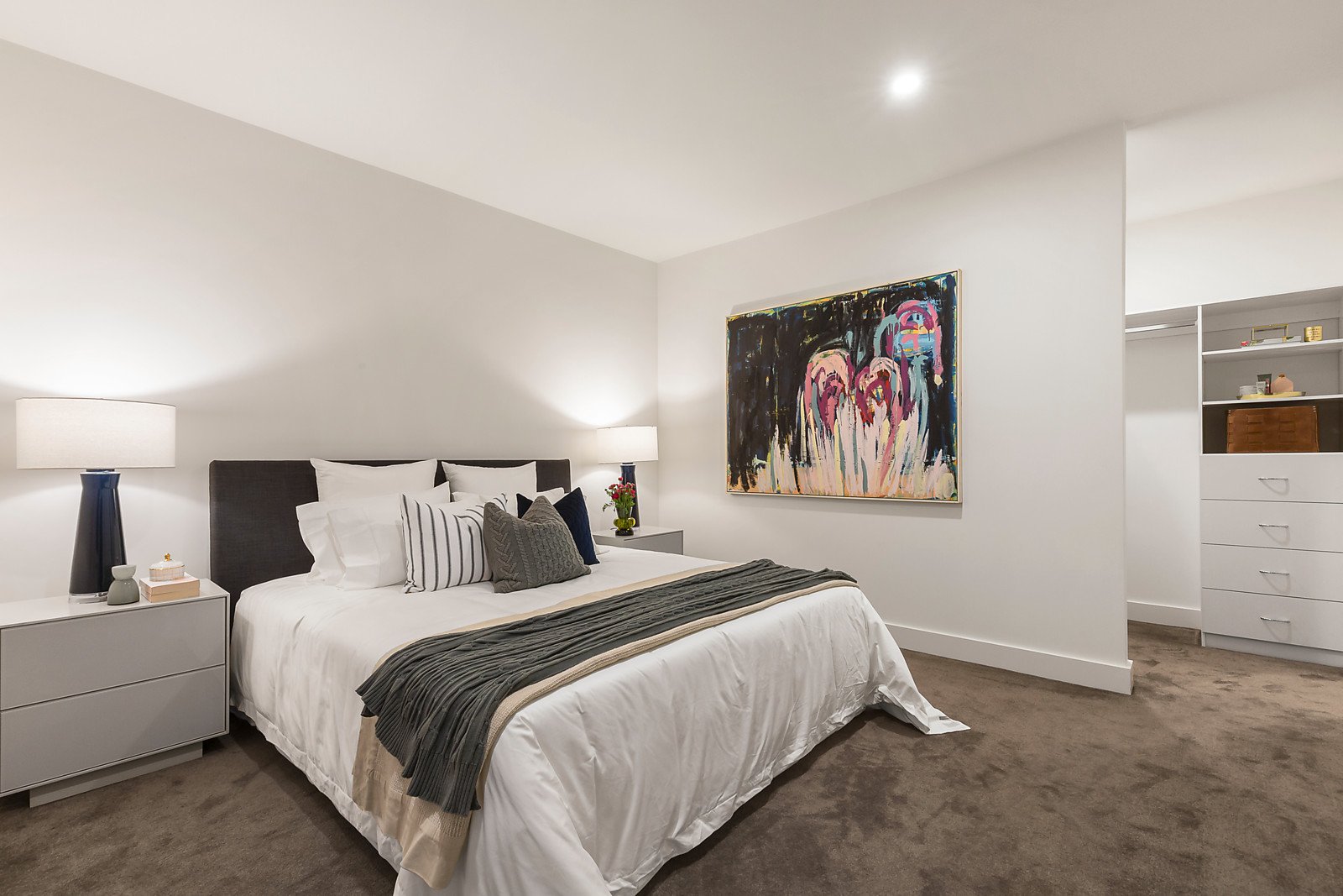 2/4 Garden Road, Camberwell, VIC