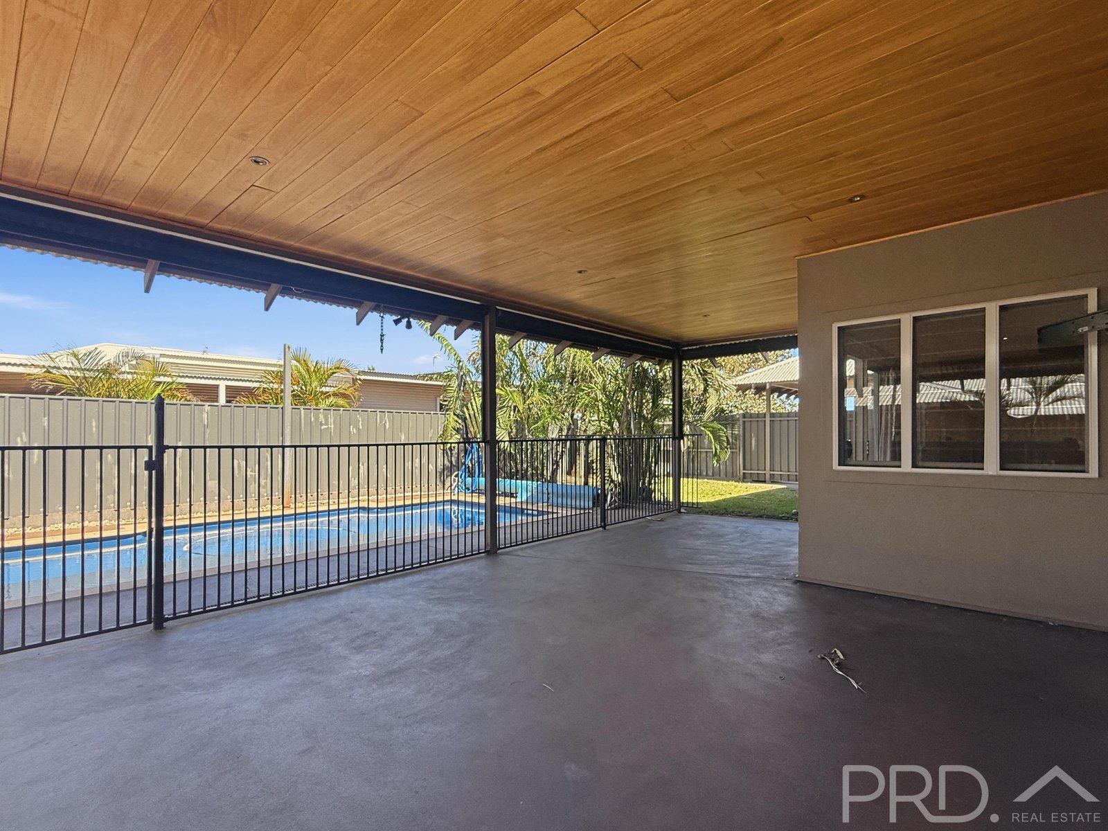 24 Garlirri Crescent BAYNTON 13