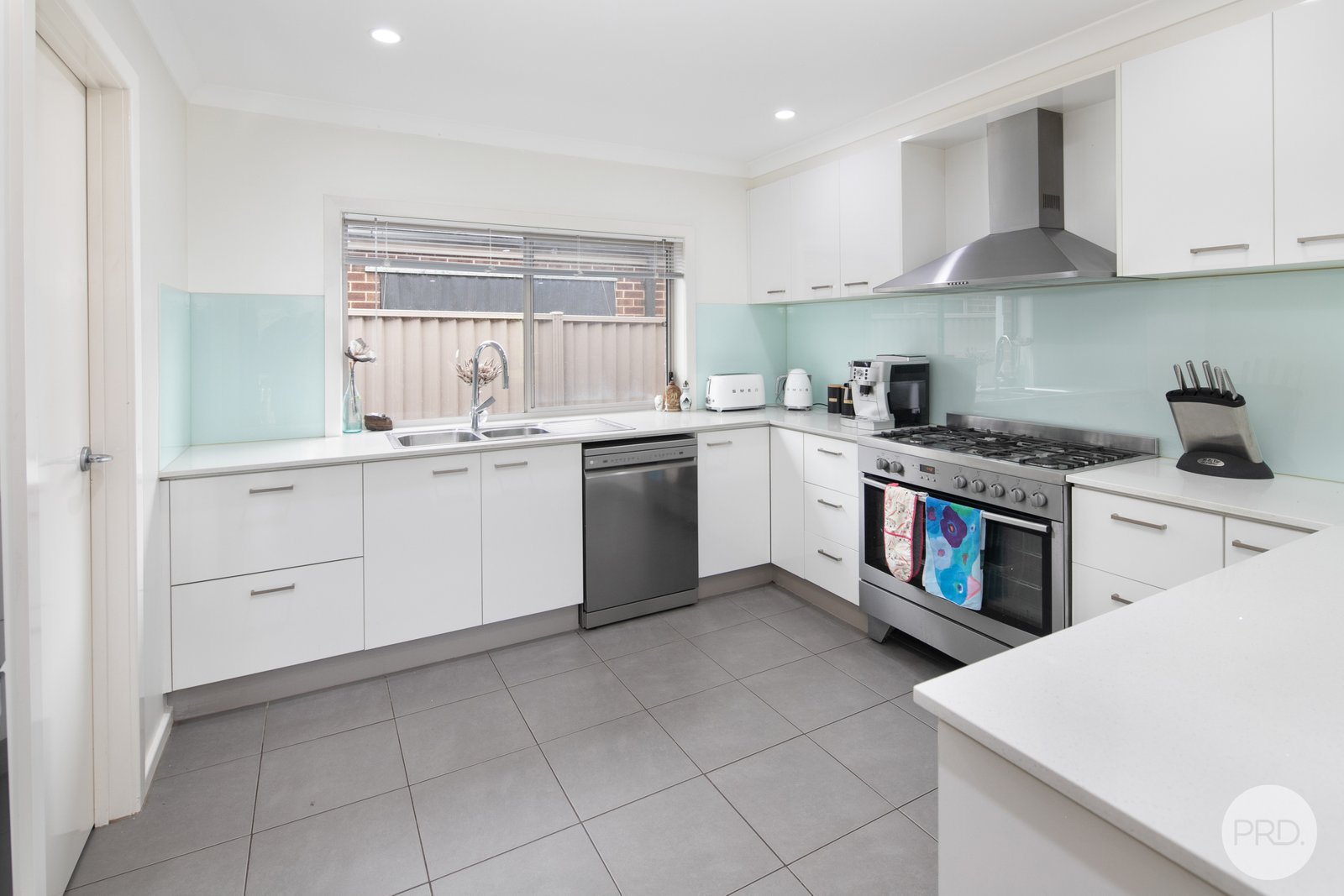 24 Gemstone Road WINTER VALLEY 6
