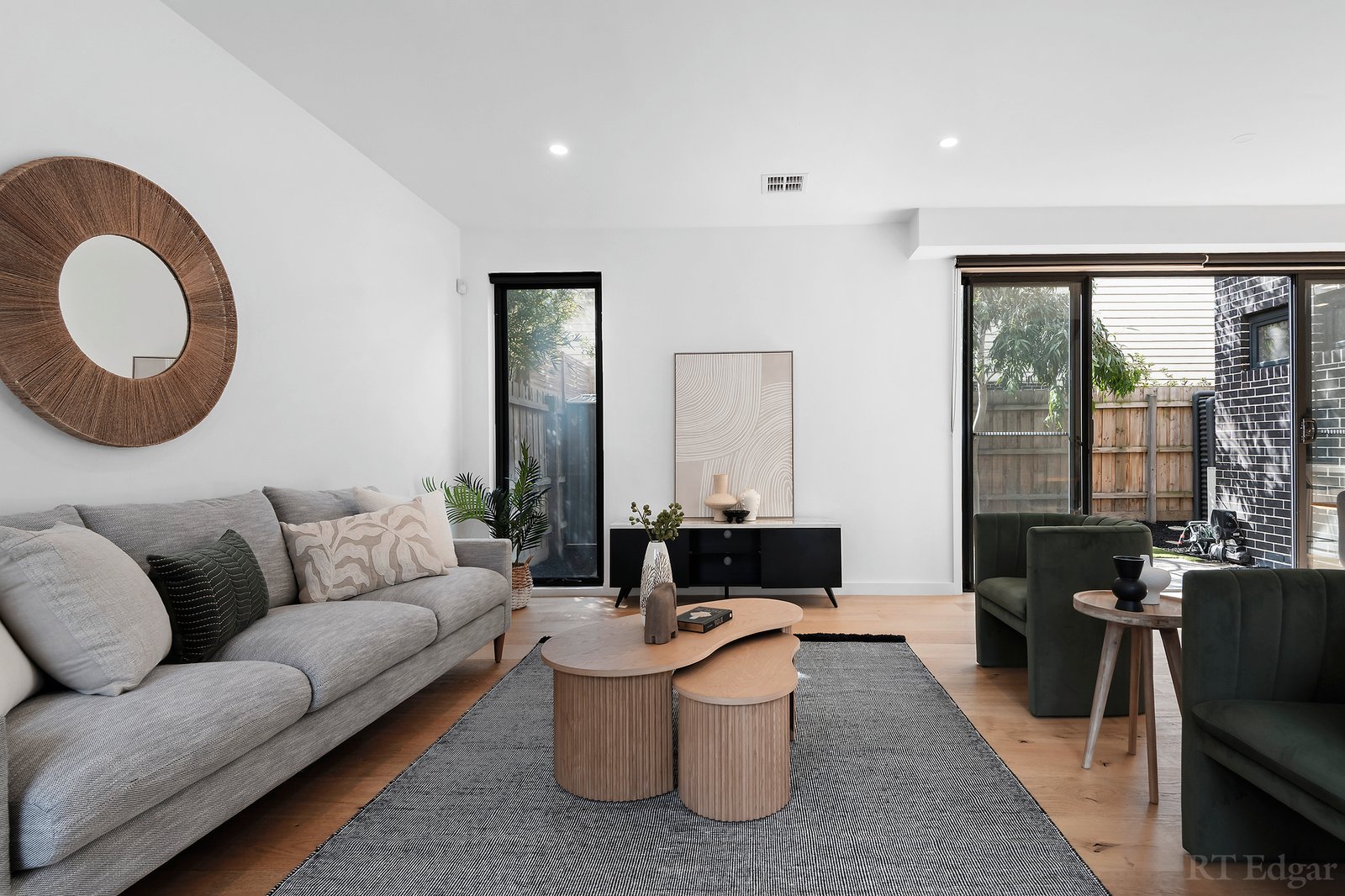 Real Estate and Property in 2/4 George Street, Camberwell, VIC