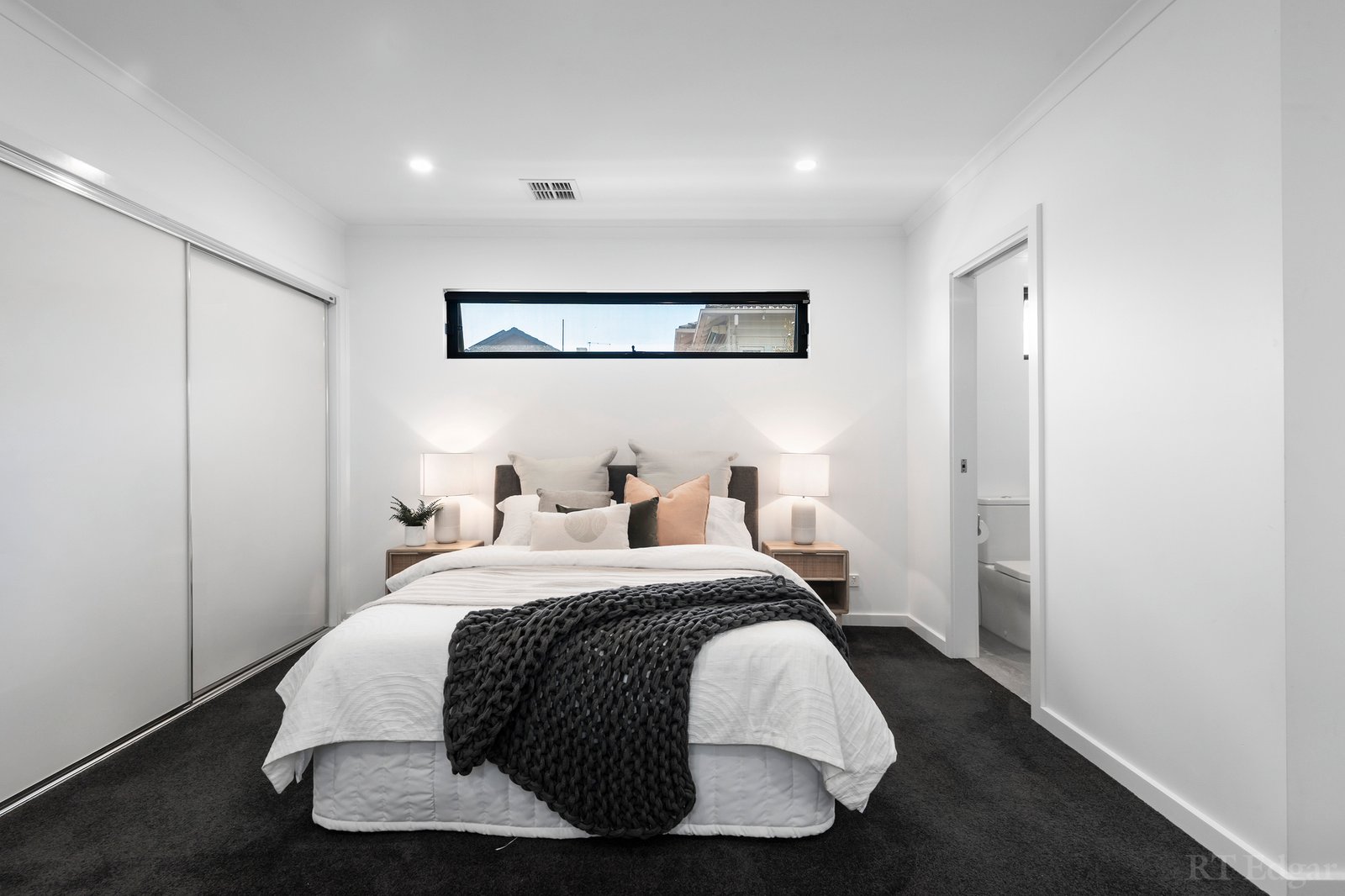 Real Estate and Property in 2/4 George Street, Camberwell, VIC
