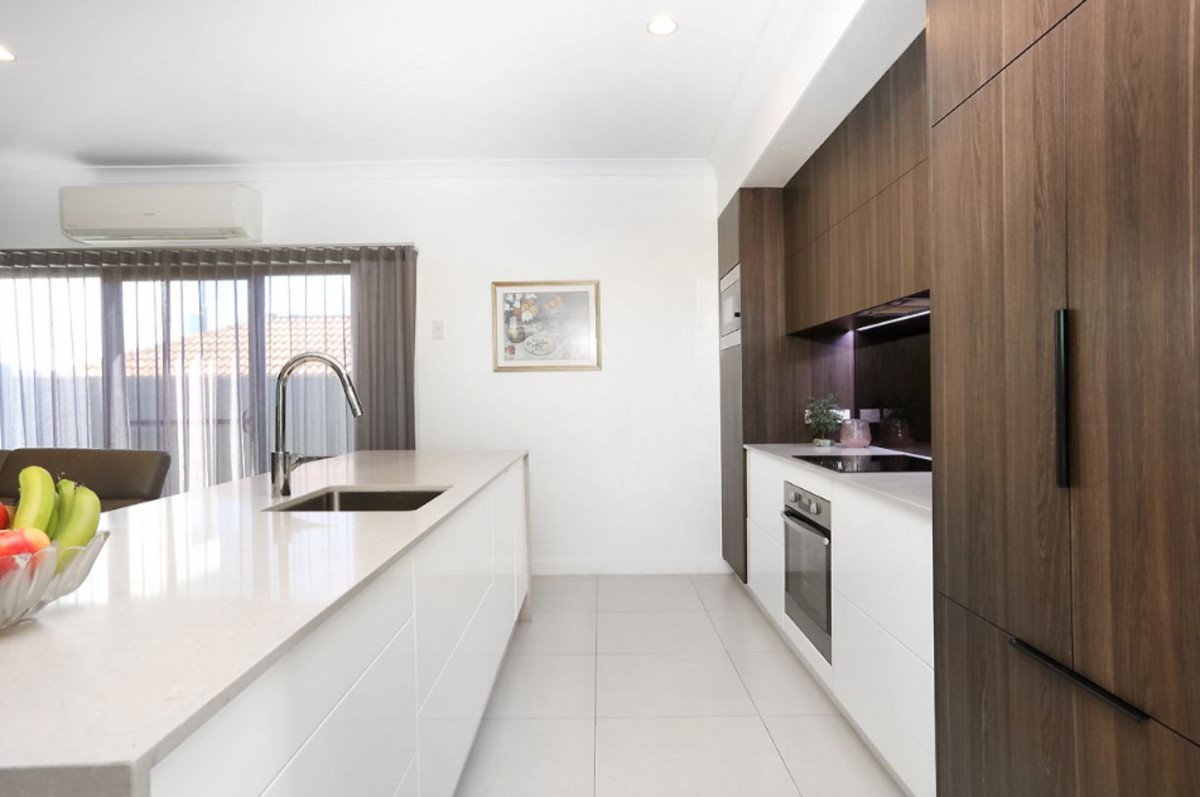 24 Gerona Circuit Varsity Lakes 12