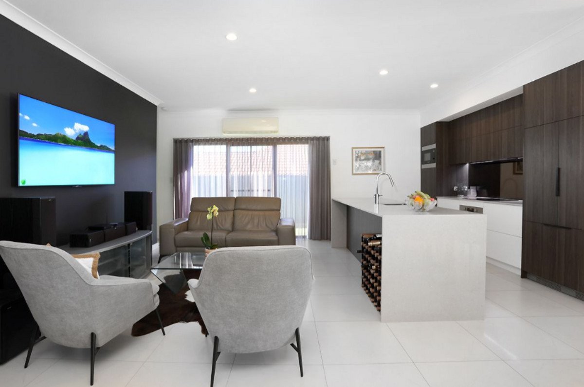 24 Gerona Circuit Varsity Lakes 13