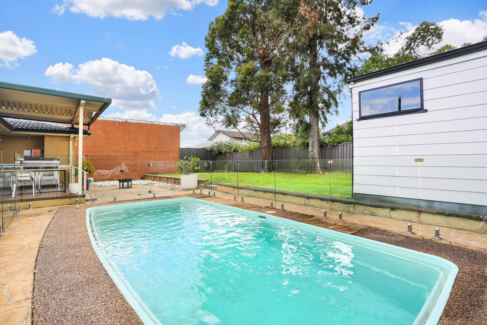 24 Gladswood Avenue SOUTH PENRITH 8