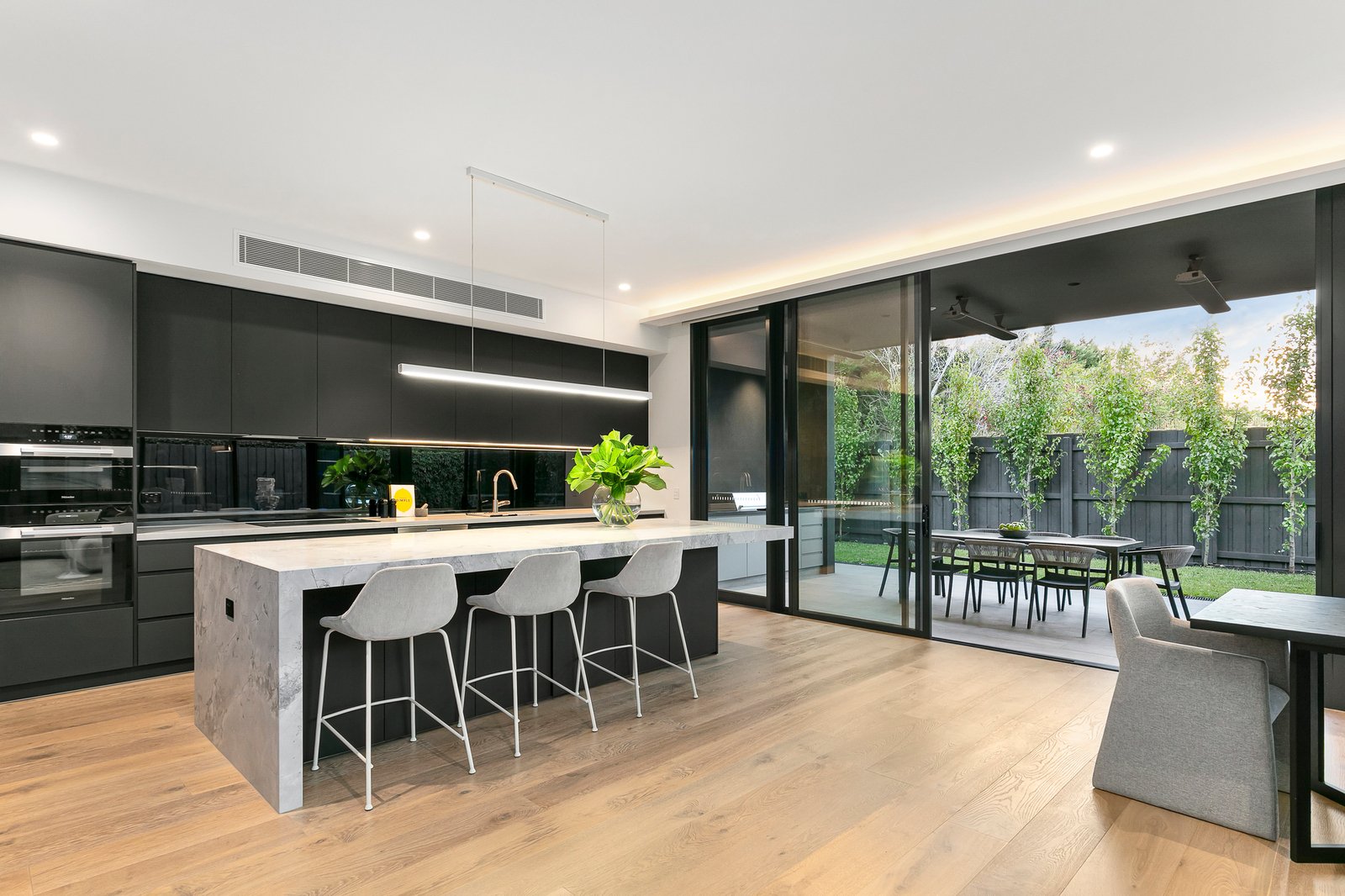 24 Glen Street, Hawthorn, 3122