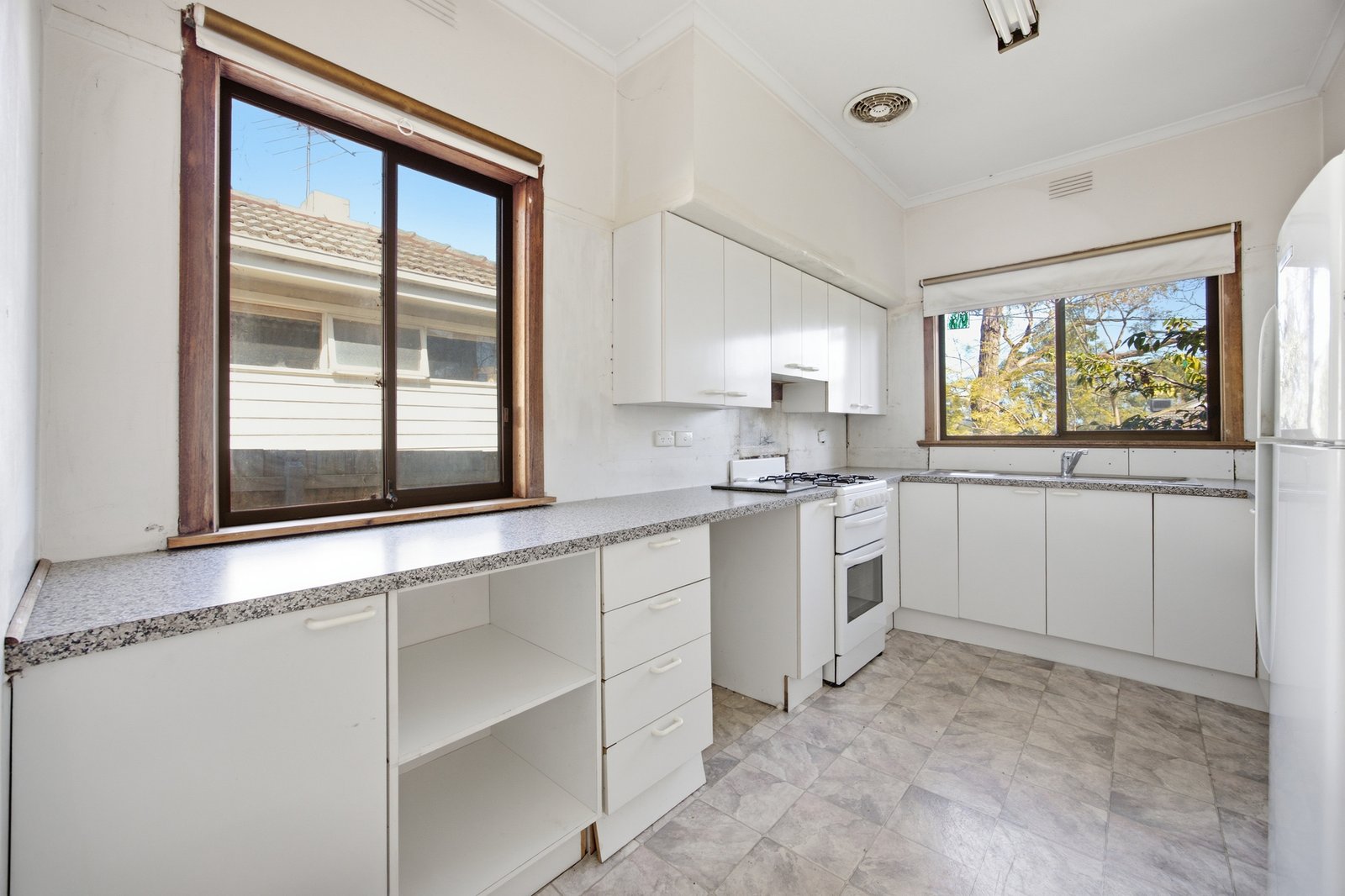 Gallery: 24 Glenmer Street
