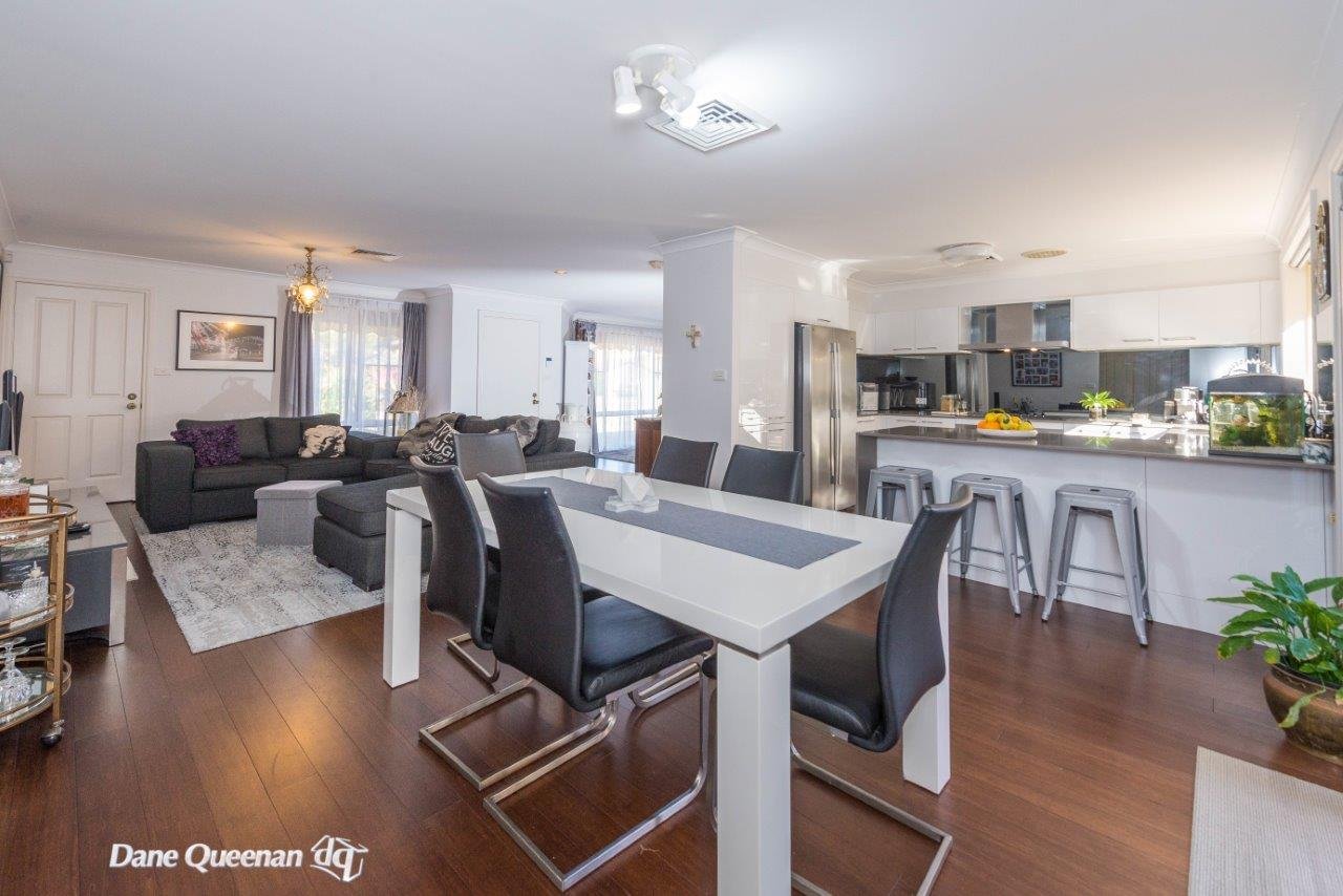 24 Government Road,  SHOAL BAY 3