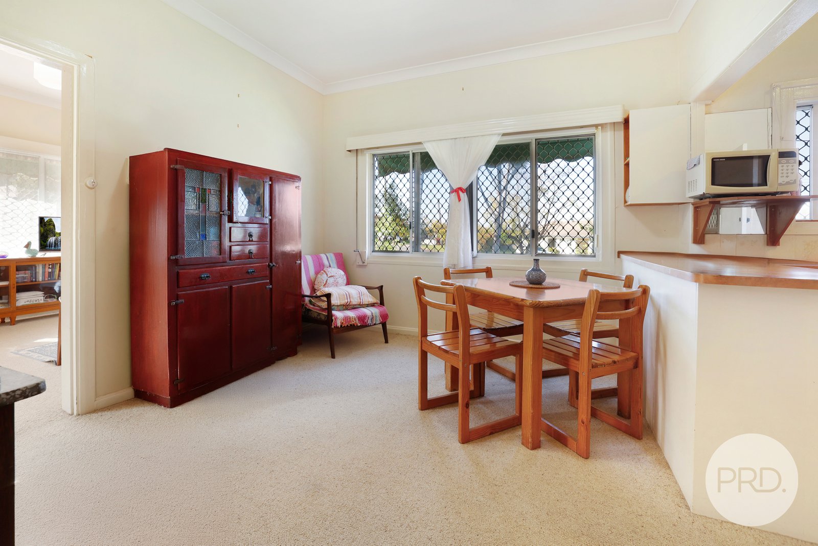 24 Hall Street TAMWORTH 4