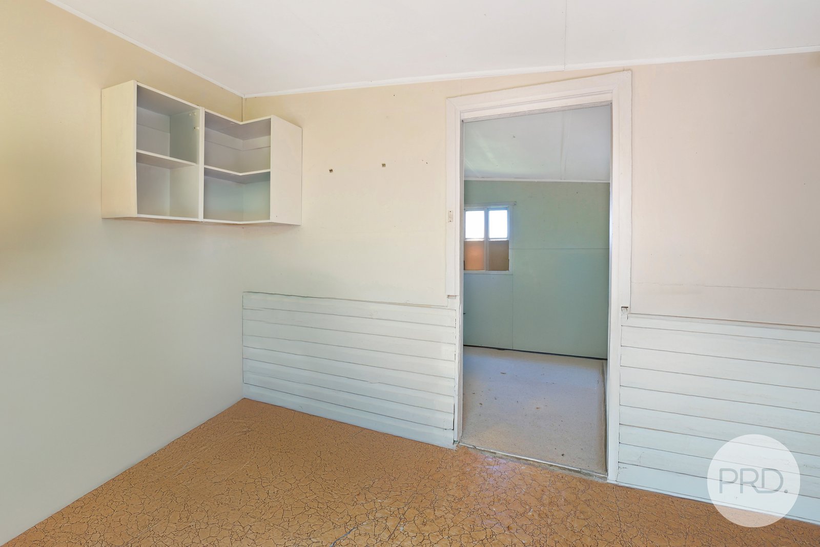 24 Hall Street TAMWORTH 10