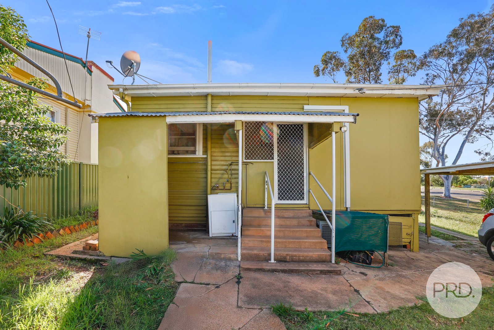 24 Hall Street TAMWORTH 11