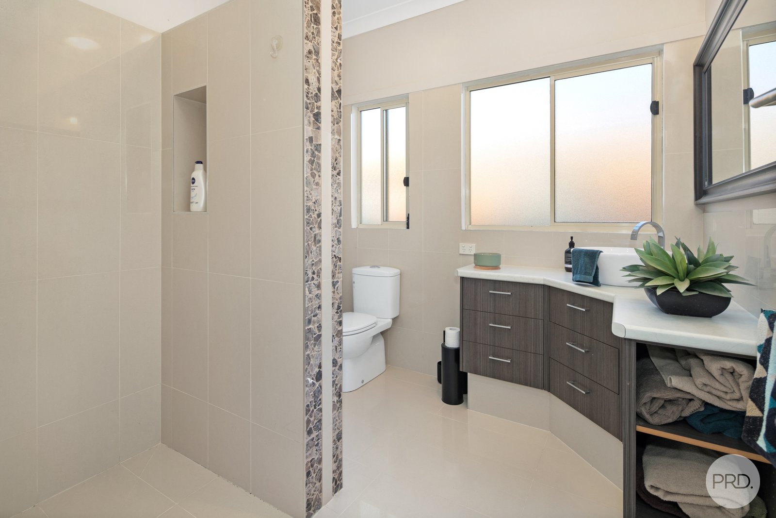 24 Harbour Drive SEBASTOPOL 13