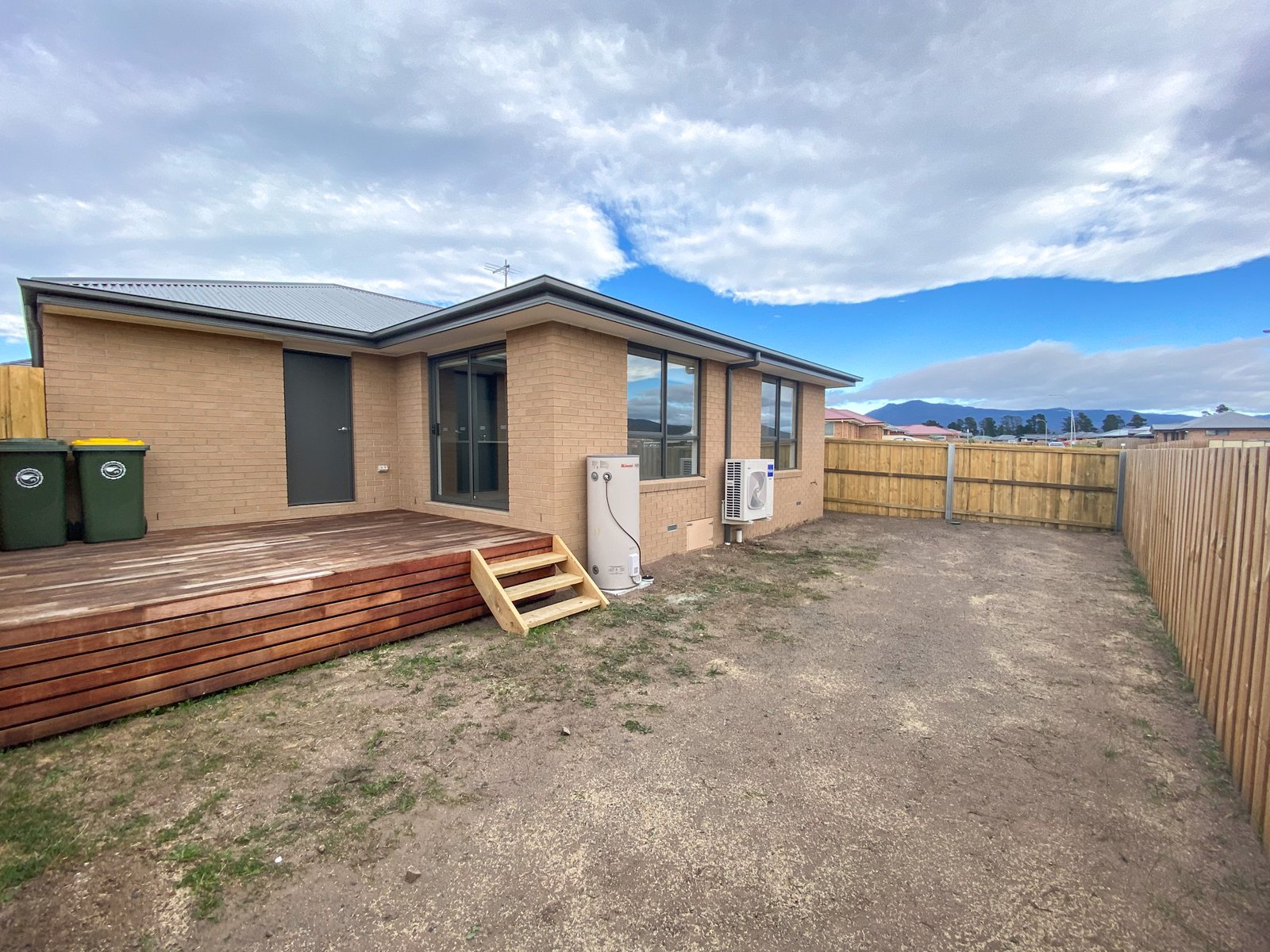 2/4 Haskell Road BRIGHTON 12