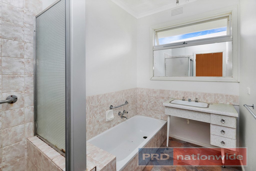 24 Hastings Street WENDOUREE 5