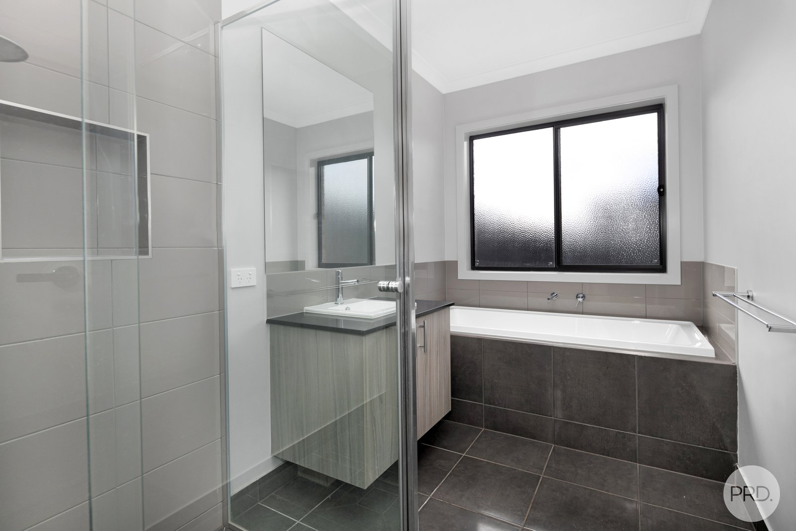 24 Heathcote Drive LUCAS 11