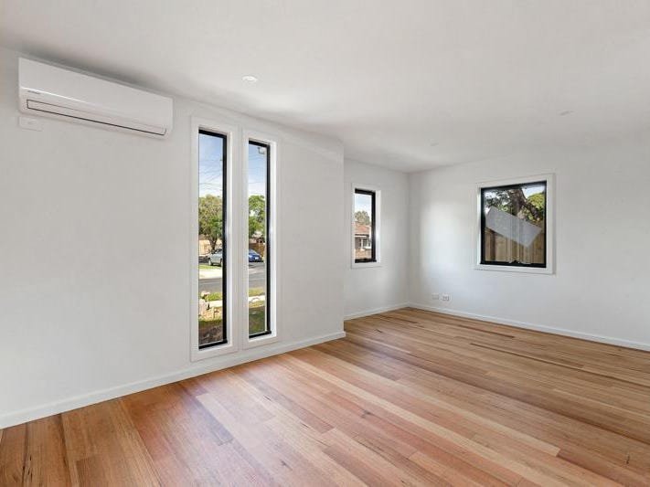 Gallery: 24 Hex Street