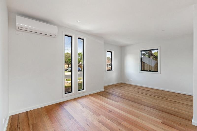 Gallery: 24 Hex Street