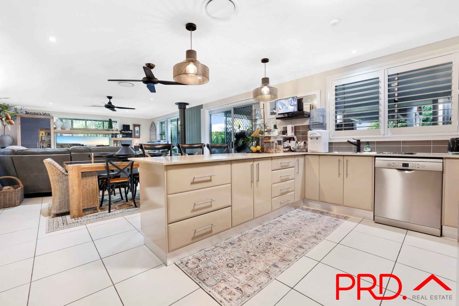 24 Hibiscus Way TAMWORTH 7