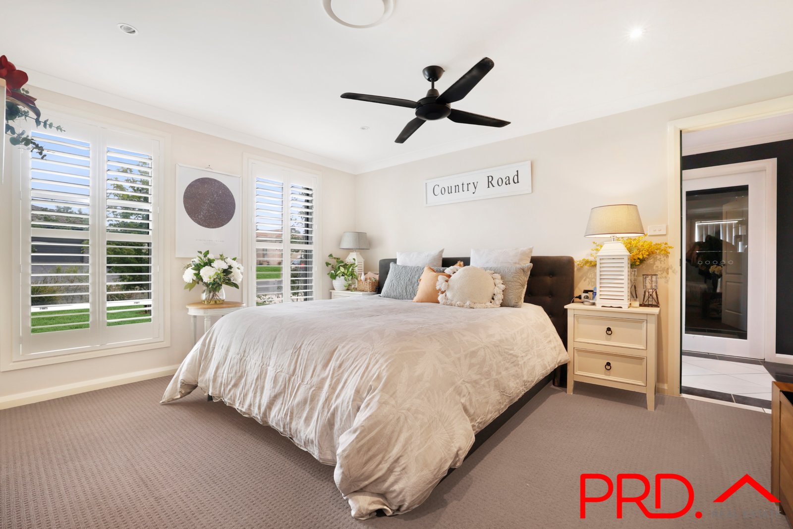 24 Hibiscus Way TAMWORTH 10