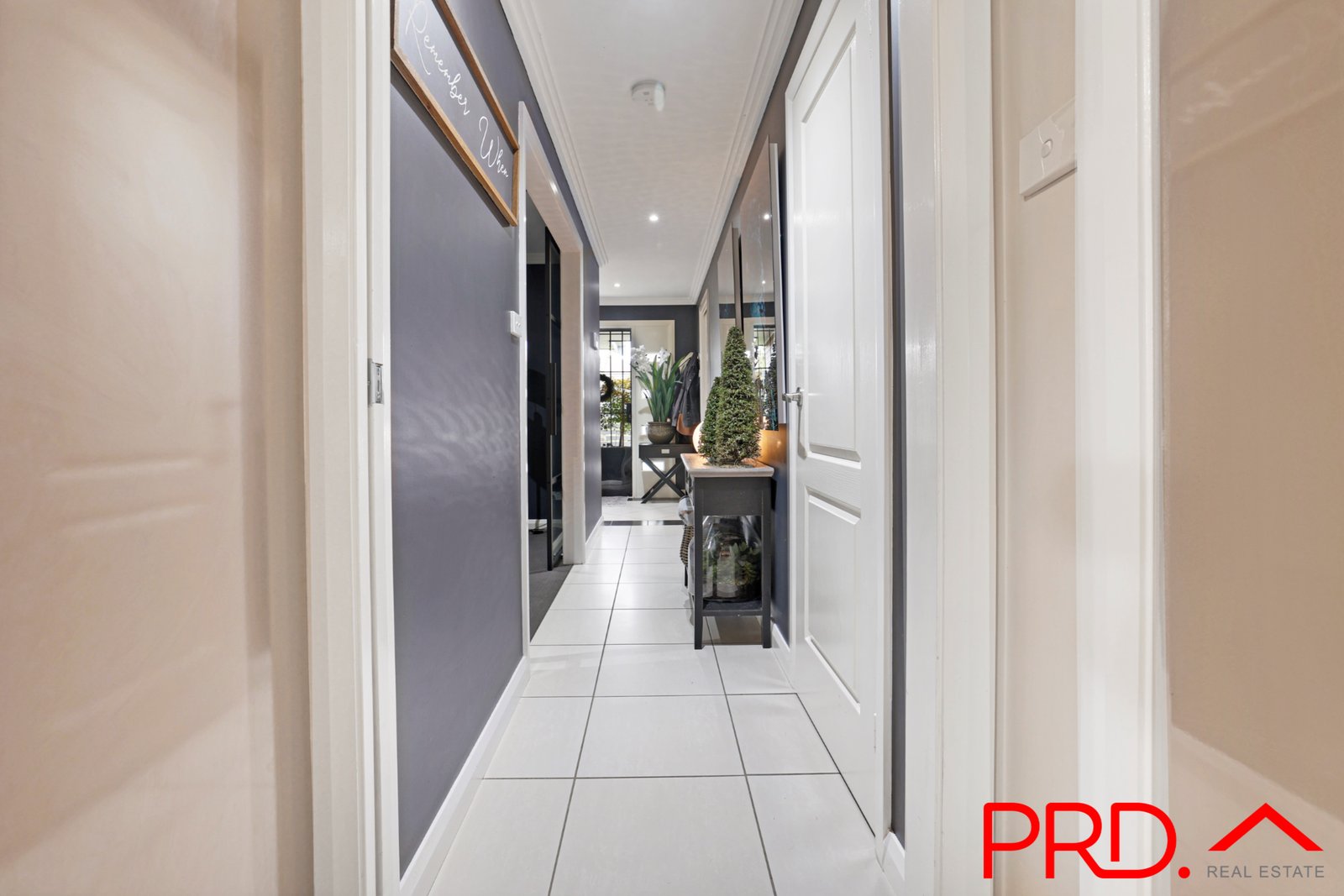 24 Hibiscus Way TAMWORTH 13