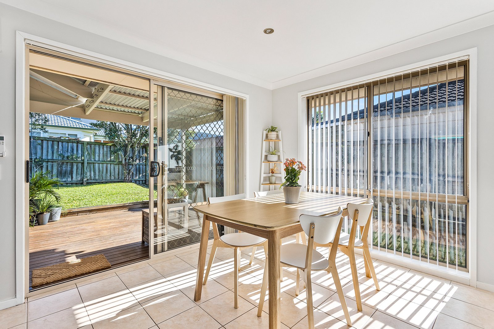 24 Highland Park Drive HORSLEY 6