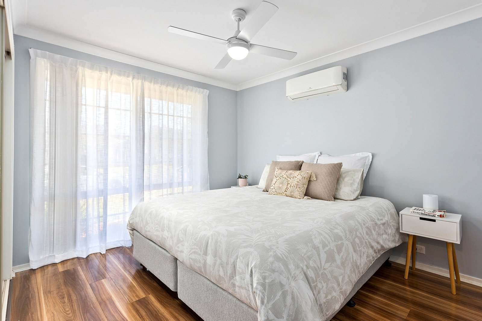 24 Highland Park Drive HORSLEY 8