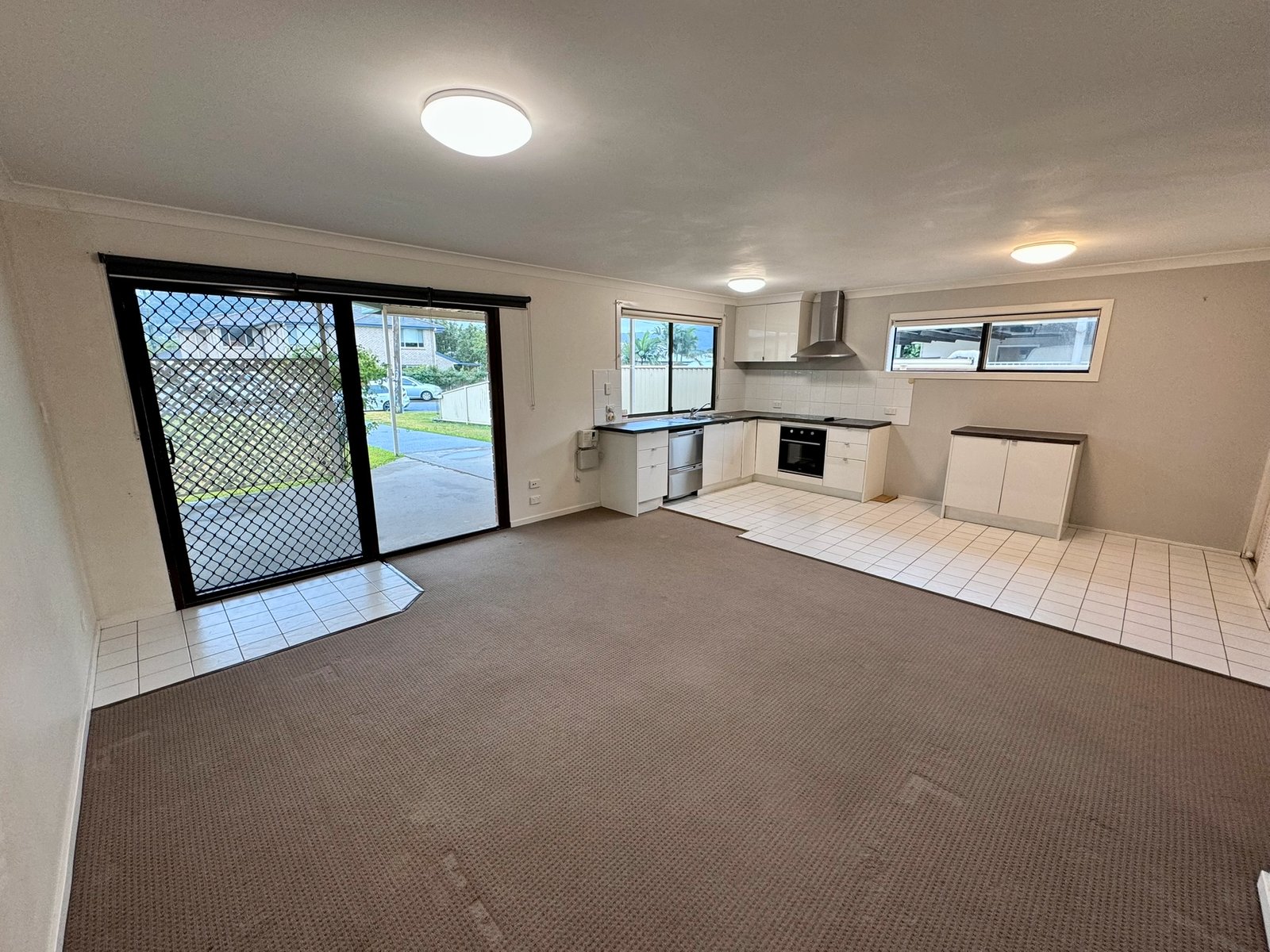 24 Hill Street COFFS HARBOUR 3