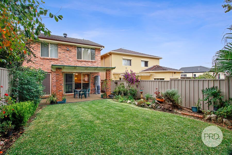 2/4 Hodge Street HURSTVILLE 2