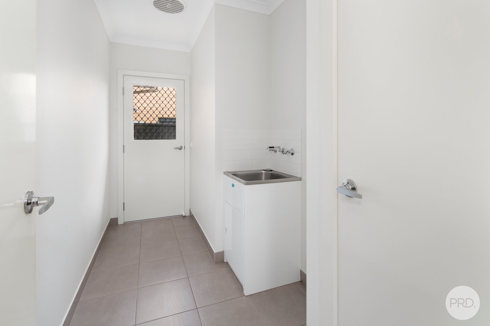 24 Holgate Road LUCAS 13