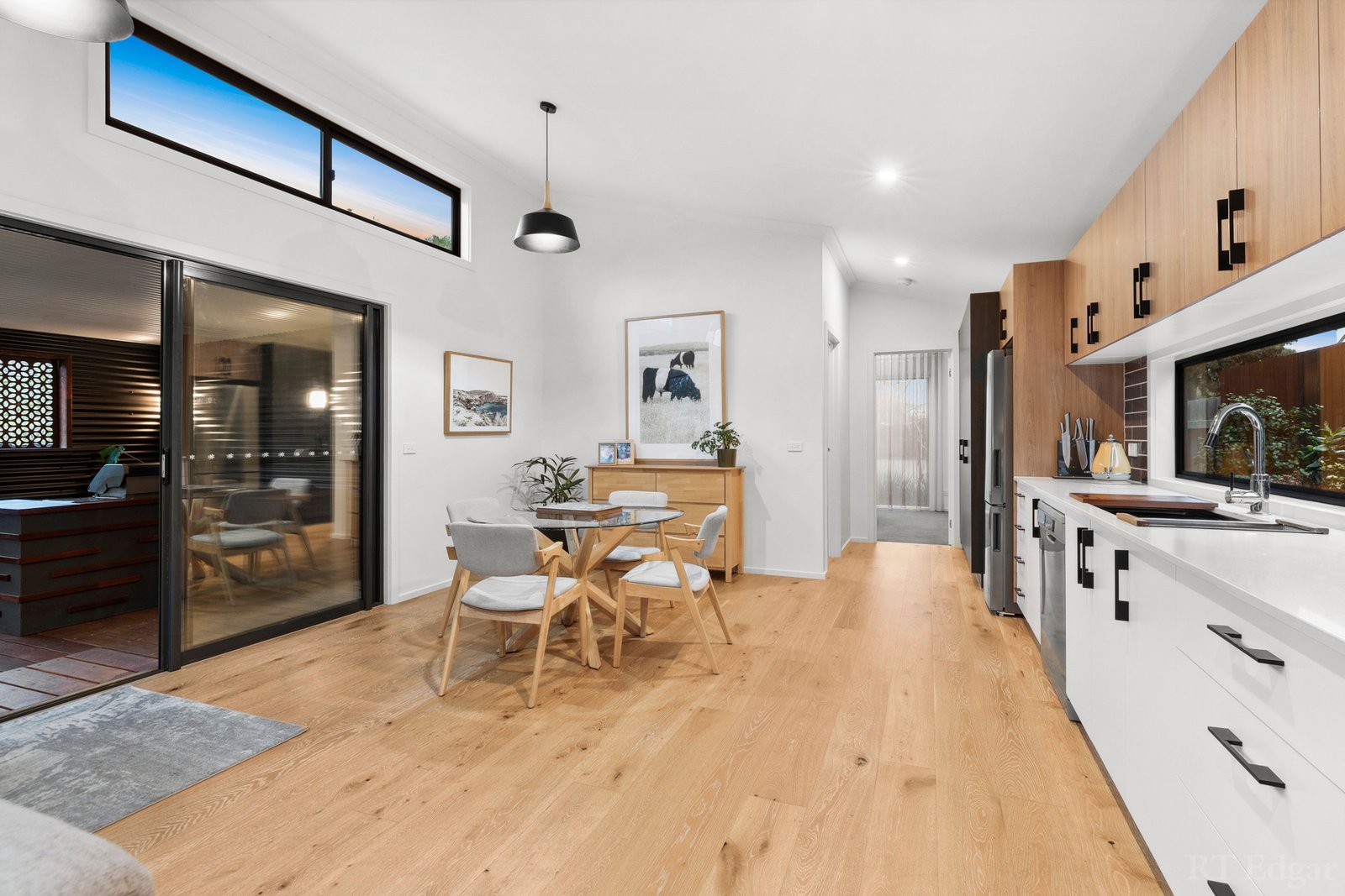 Real Estate and Property in 24 Hollywood Boulevard, Point Lonsdale, VIC
