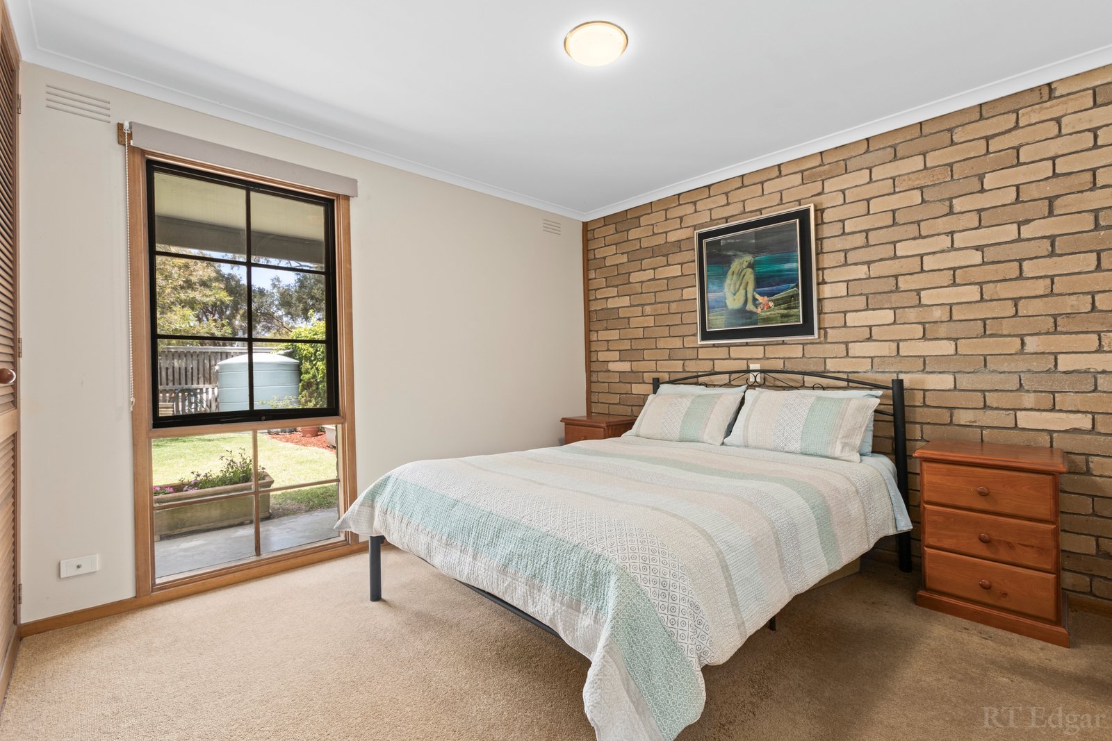 Real Estate and Property in 2/4 Hollywood Boulevard, Point Lonsdale, VIC