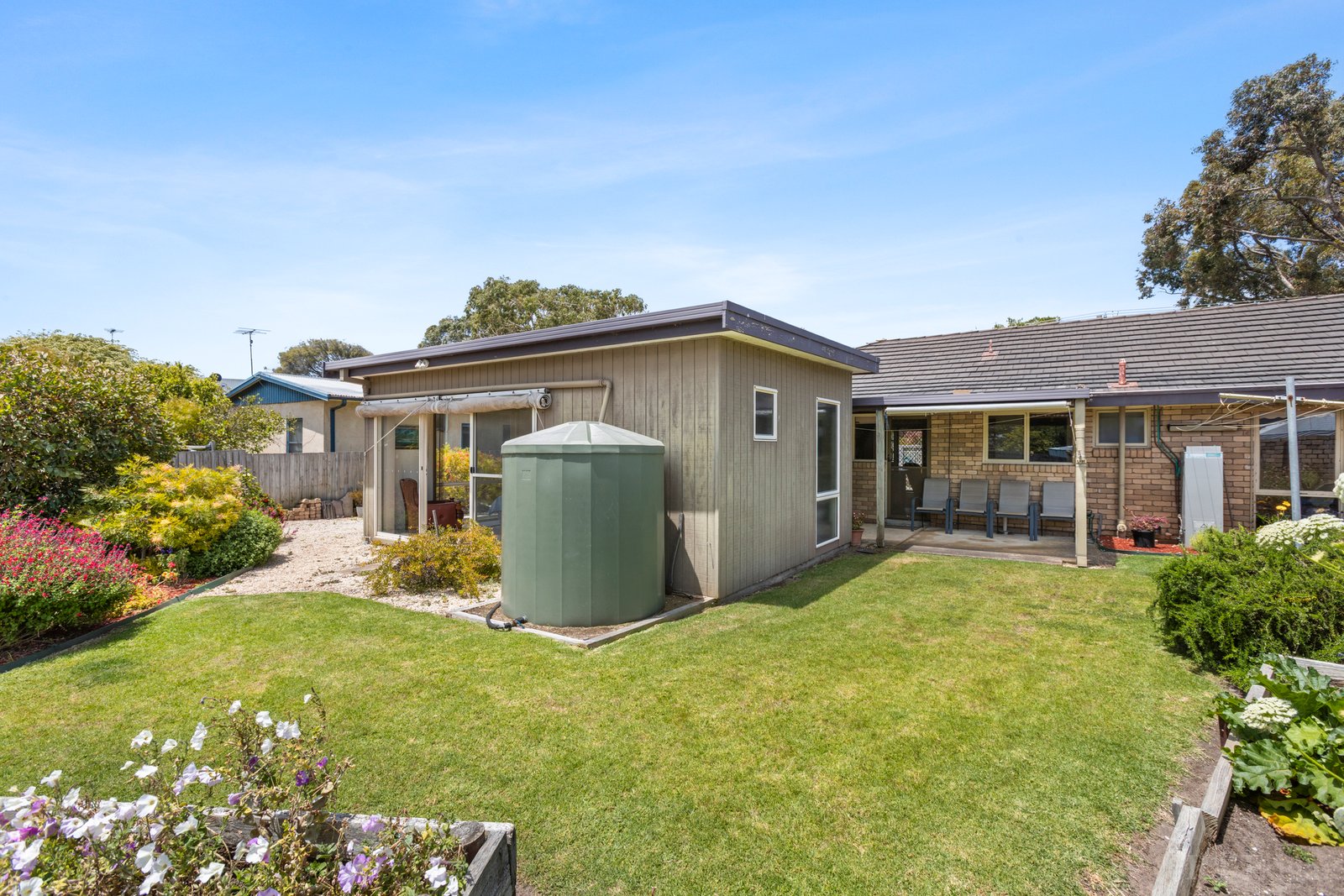 Real Estate and Property in 2/4 Hollywood Boulevard, Point Lonsdale, VIC
