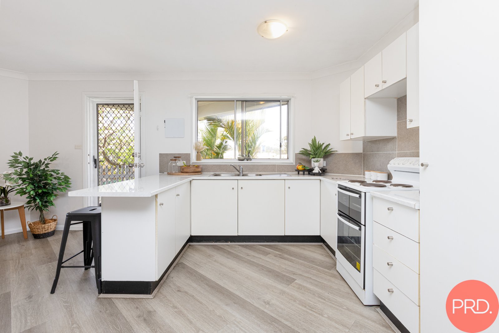 2/4 Holt Close EAST MAITLAND 6