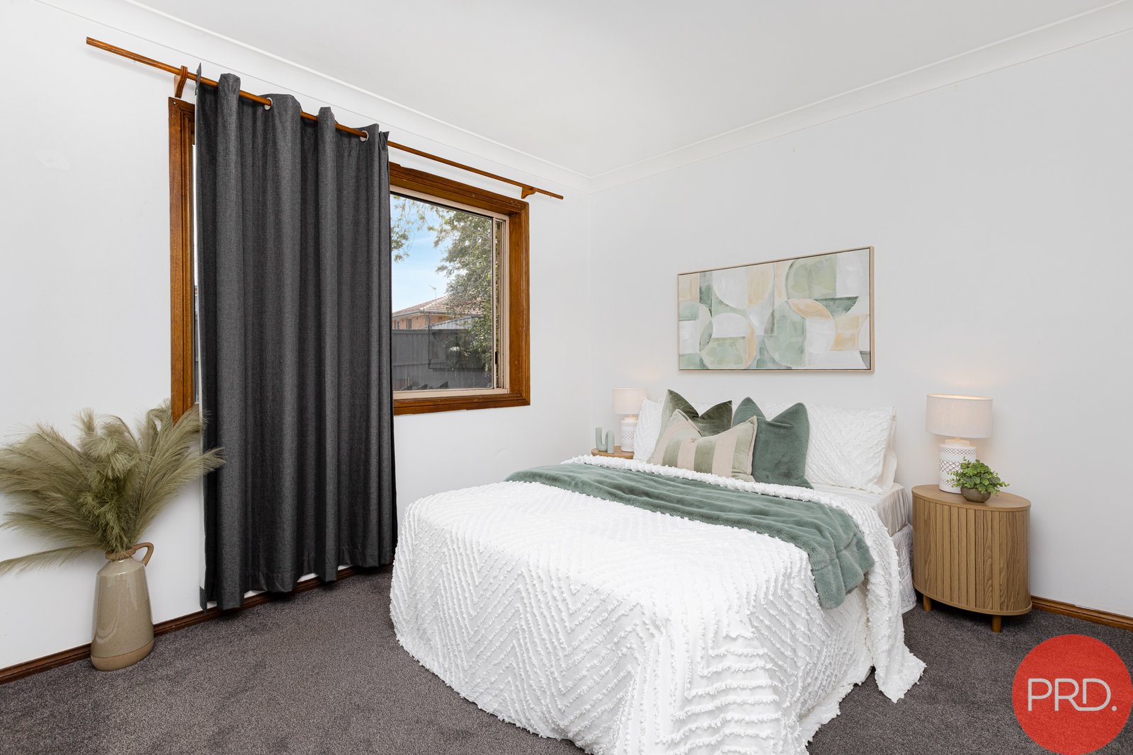 2/4 Holt Close EAST MAITLAND 9