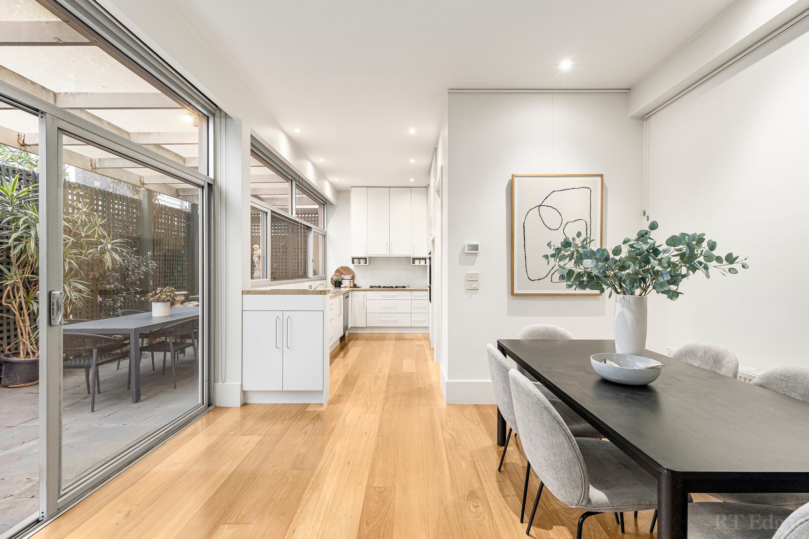 Real Estate and Property in 24 Hope Street, South Yarra, VIC