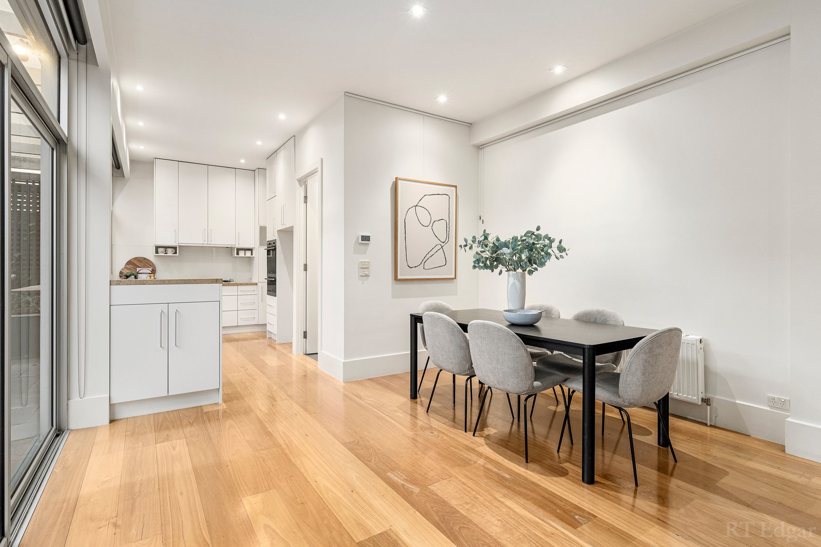 Real Estate and Property in 24 Hope Street, South Yarra, VIC