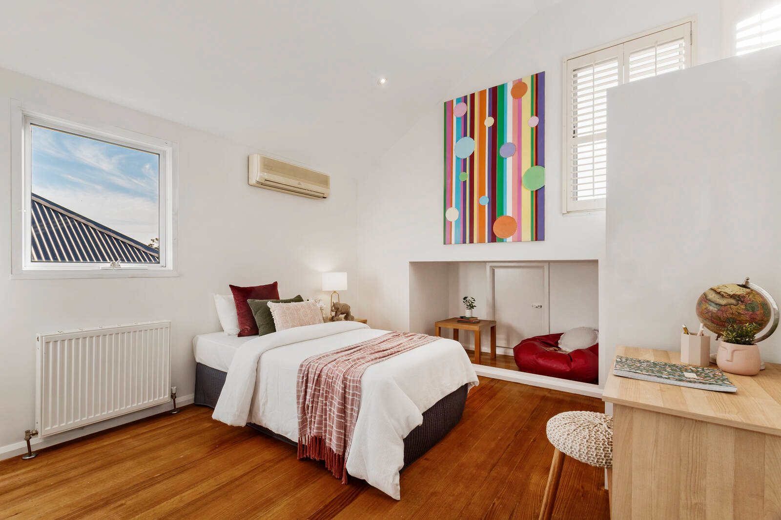 Real Estate and Property in 24 Hopetoun Avenue, Canterbury, VIC