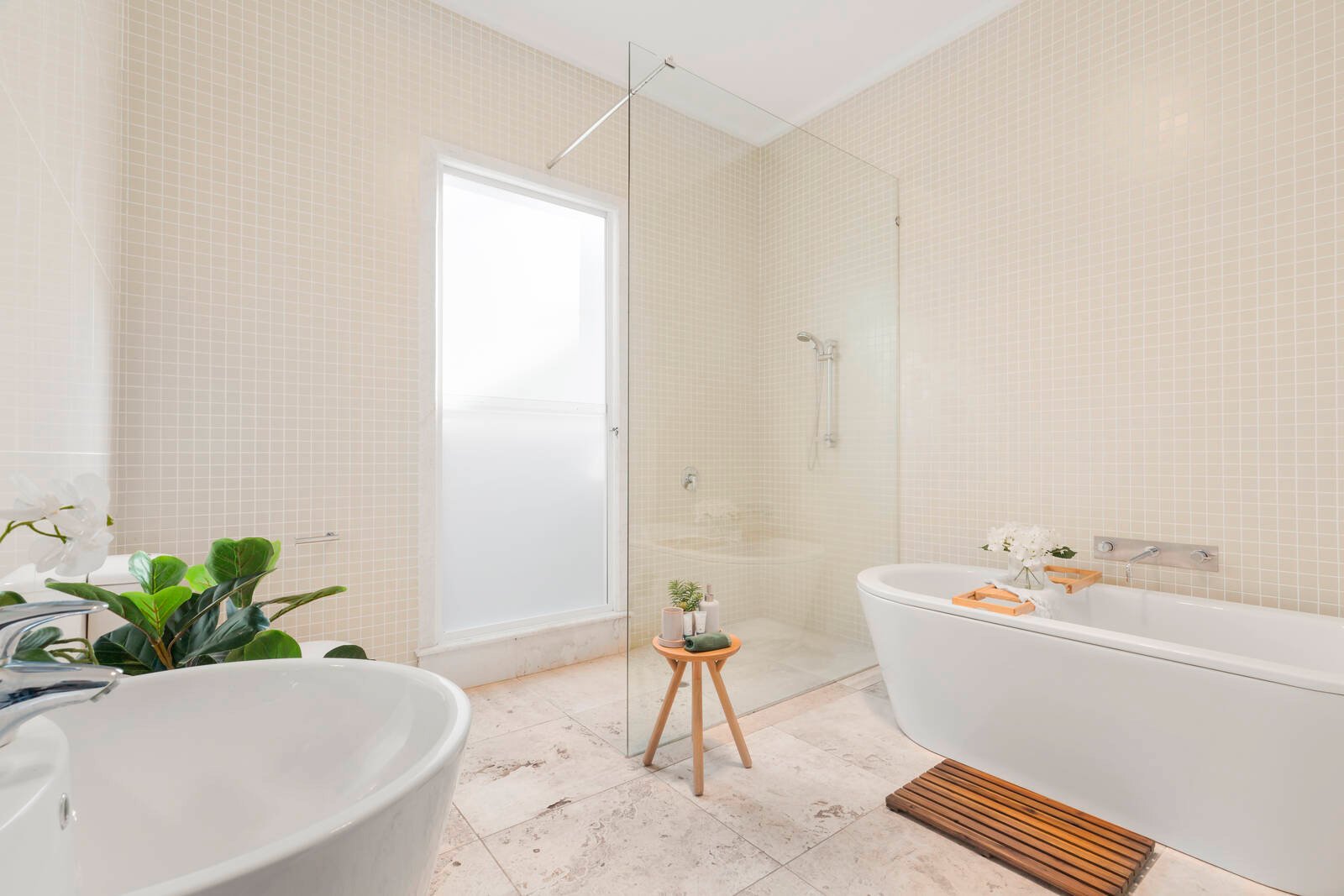 Real Estate and Property in 24 Hopetoun Avenue, Canterbury, VIC