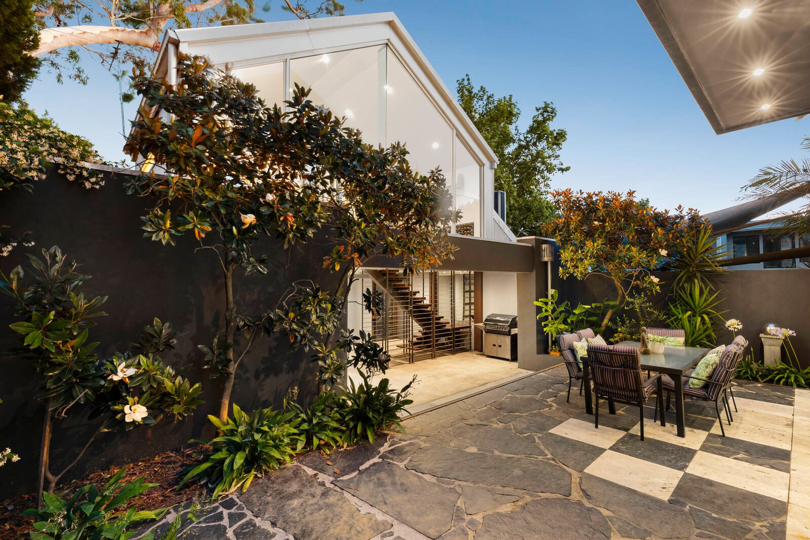 Real Estate and Property in 24 Hopetoun Avenue, Canterbury, VIC