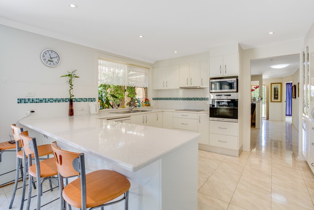 24 Horace Street SHOAL BAY 2