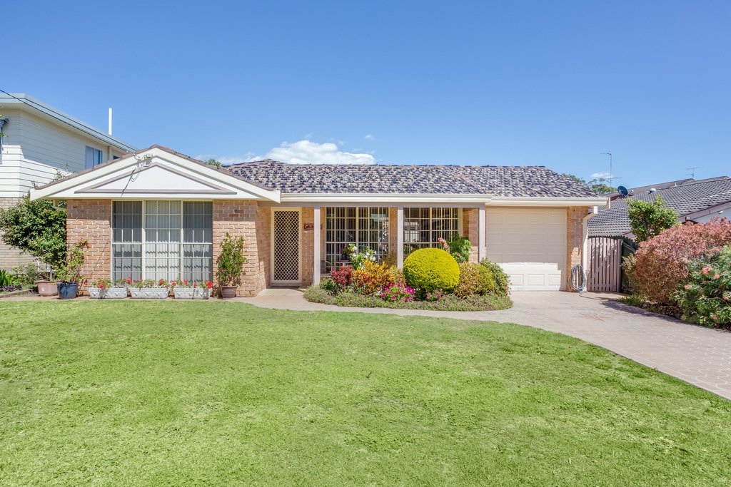 24 Horace Street SHOAL BAY 4