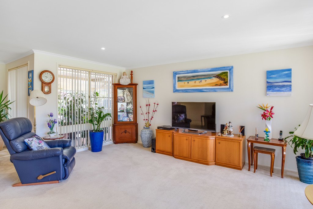 24 Horace Street SHOAL BAY 11