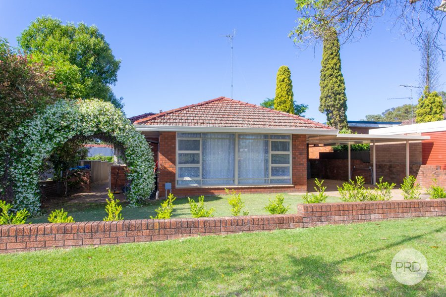 24 Hornseywood Avenue PENRITH 1