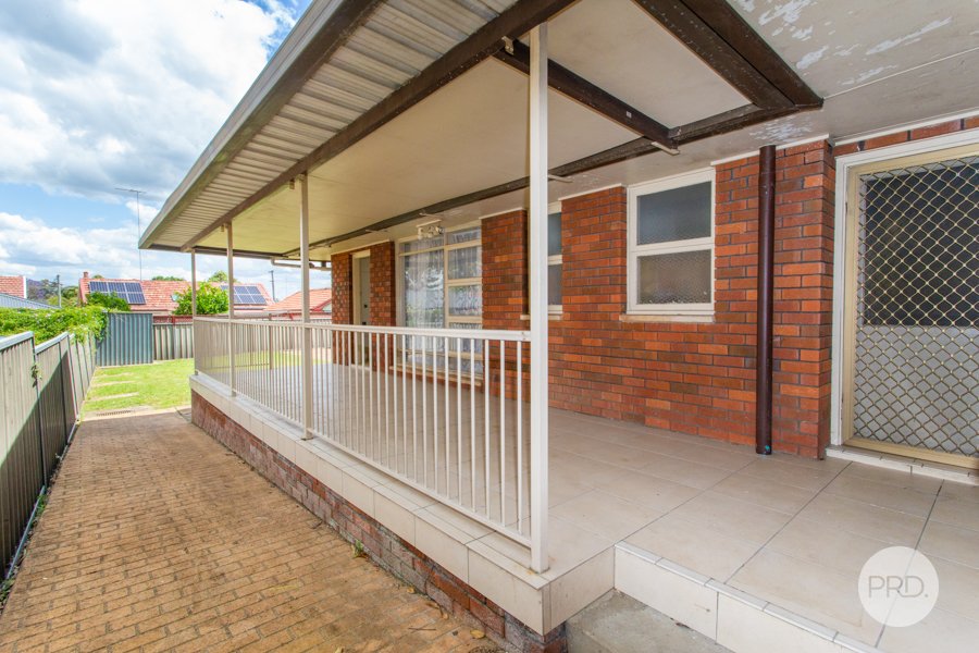 24 Hornseywood Avenue PENRITH 4