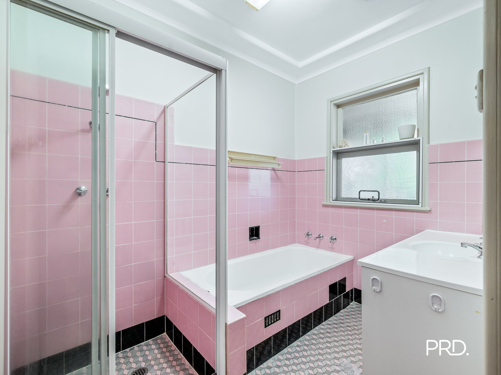 24 Hornseywood Avenue PENRITH 8