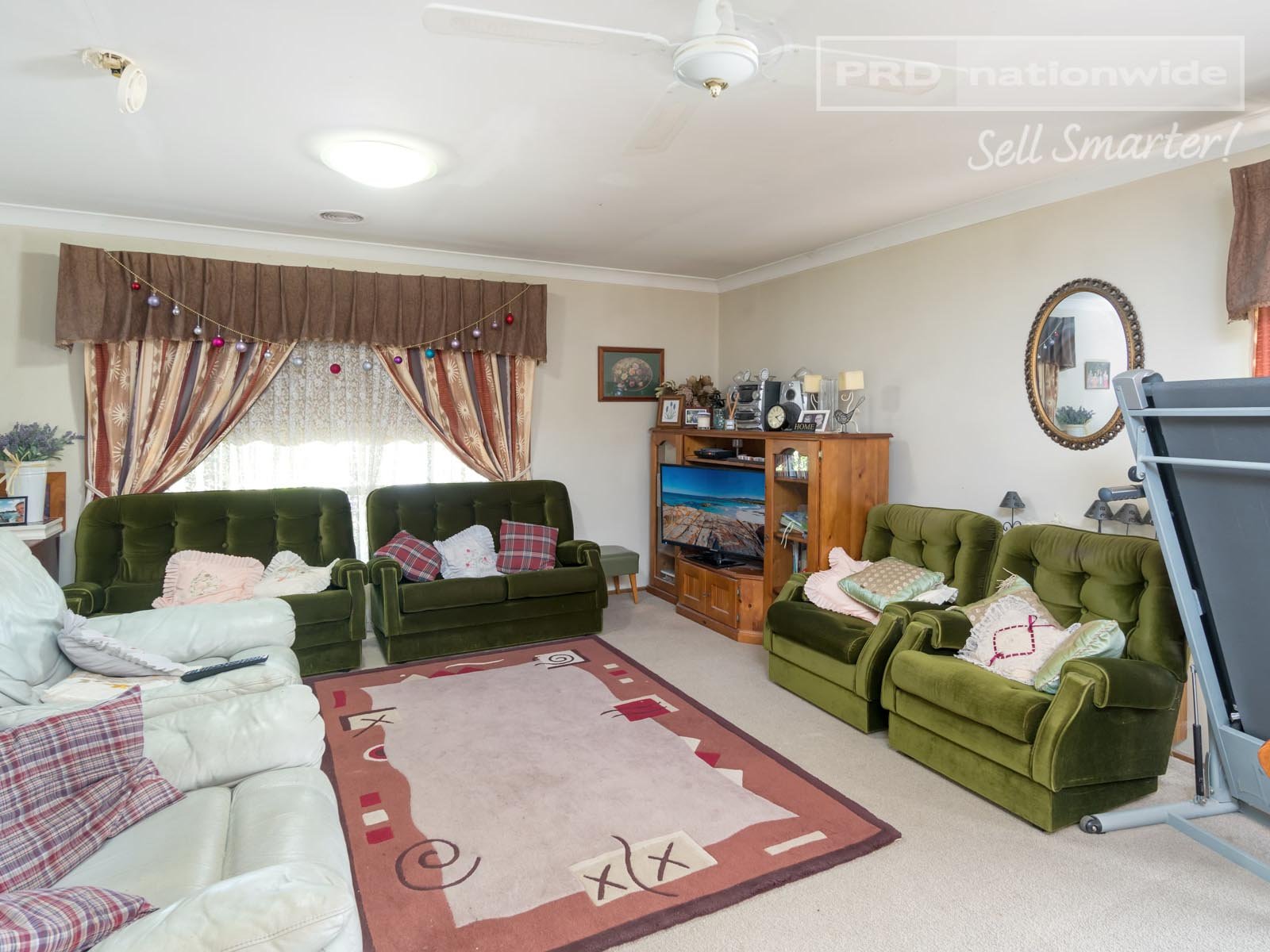 24 Huron Crescent LAKE ALBERT 3