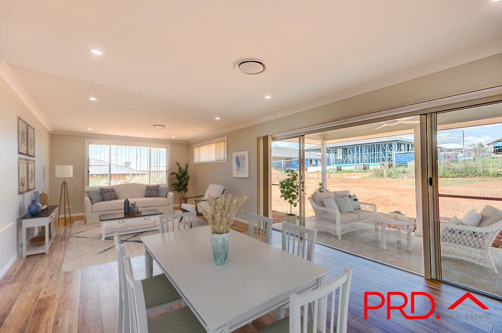 24 Ibis Street TAMWORTH 1